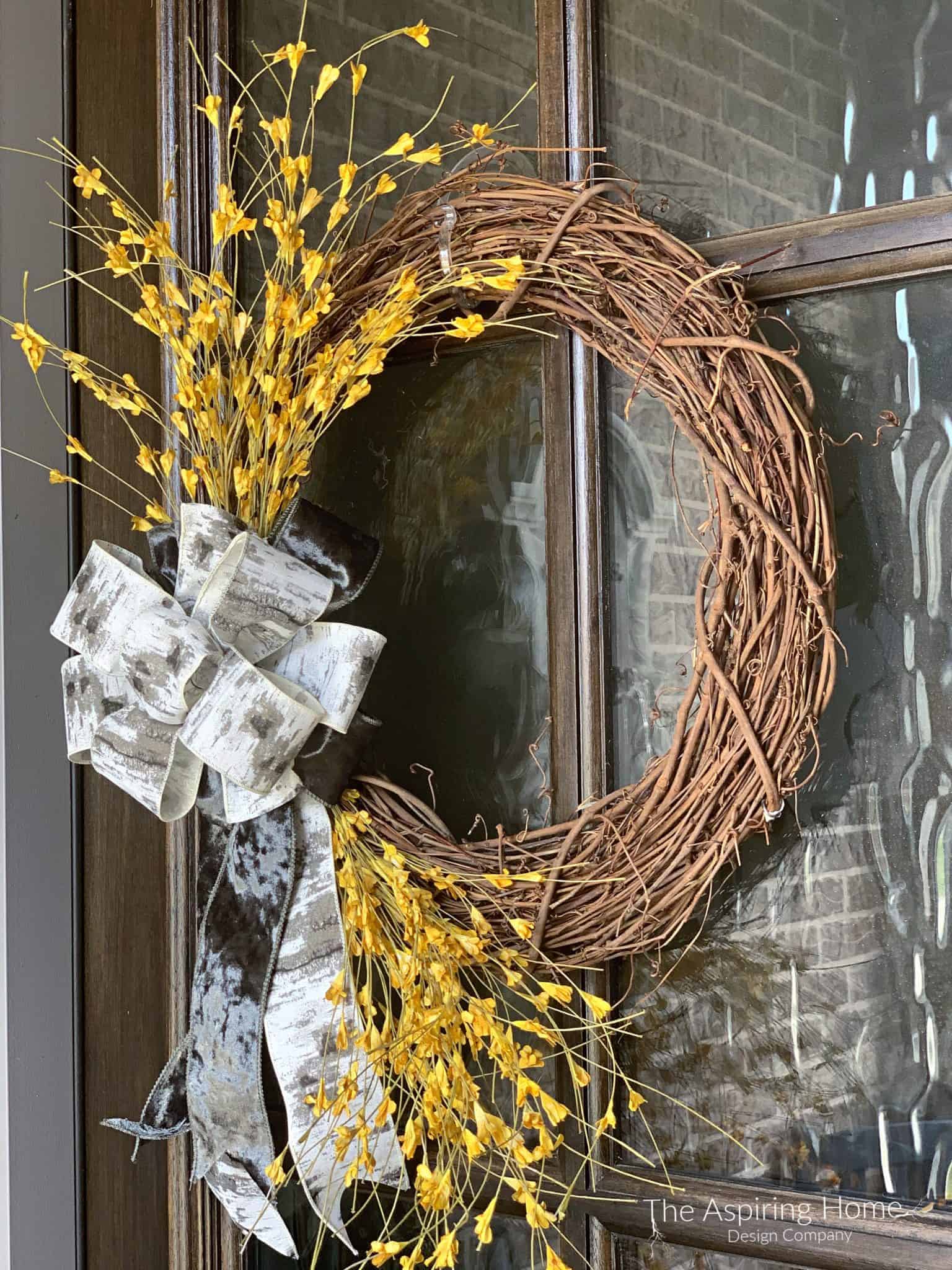 Make This Wreath Sash From Painter's Canvas Drop Cloth